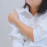 【愛媛県西条市・肩関節周囲炎】右肩が痛くて腕が上がらない方へ｜長引く肩の痛みを改善するための３つの注意点【五十肩・四十肩】｜愛媛県西条市いしだ鍼灸整骨院